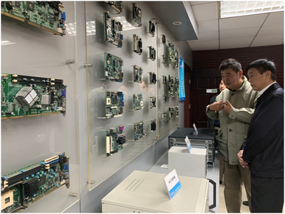 市領導深入企業開展掛點服務，協調解決網絡技術研發難題